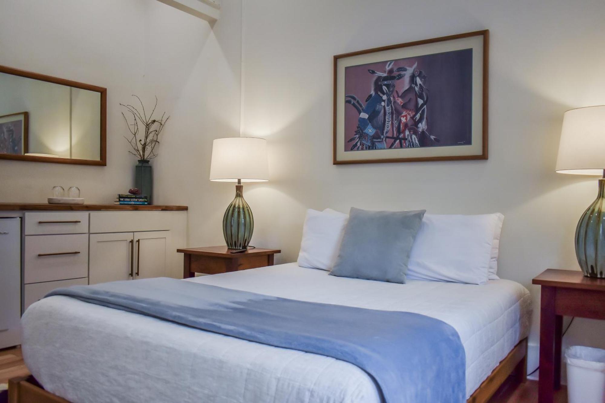 Warner Hotel Бисби Екстериор снимка